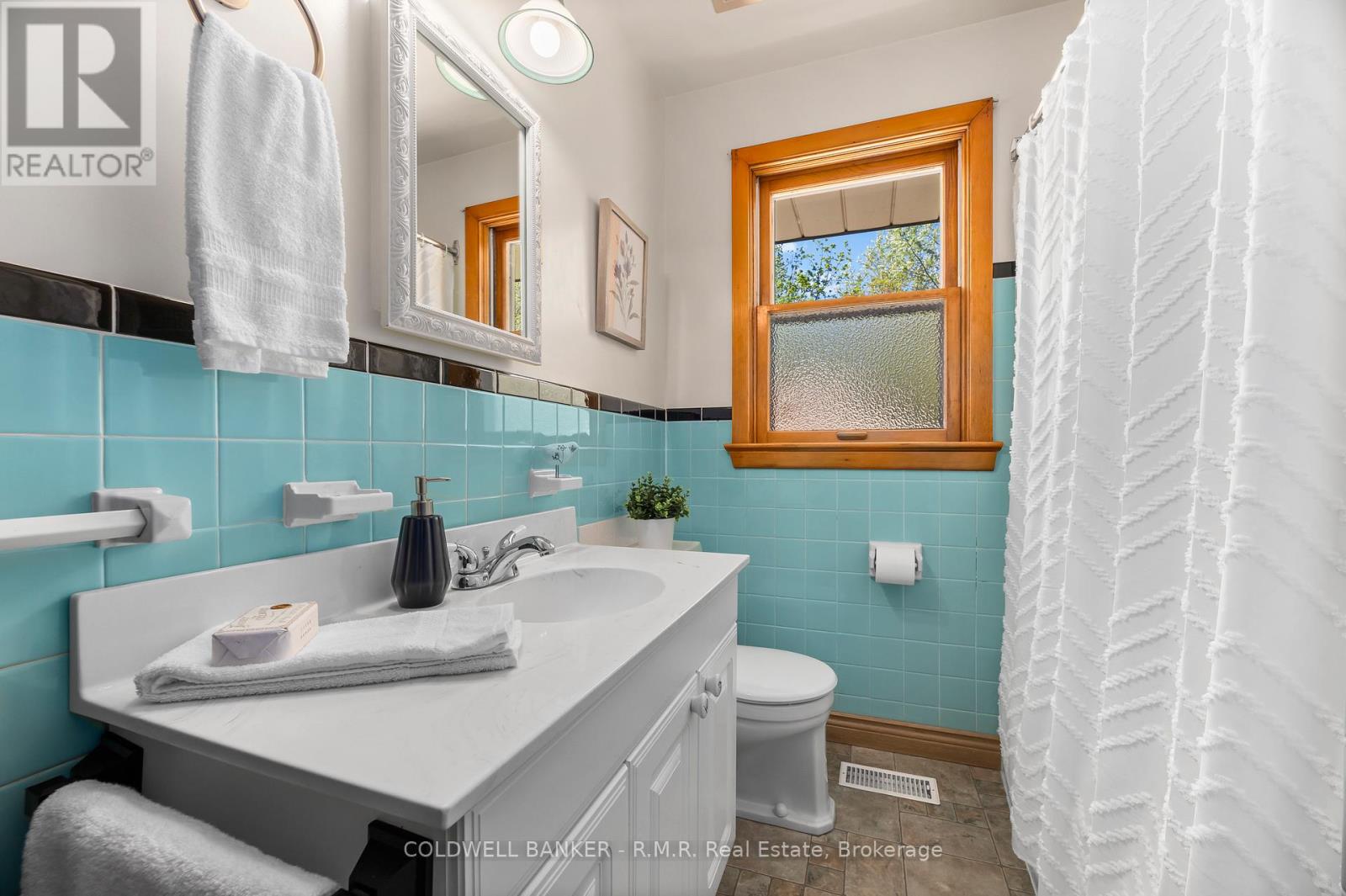 219 NICKERSON DRIVE - 18