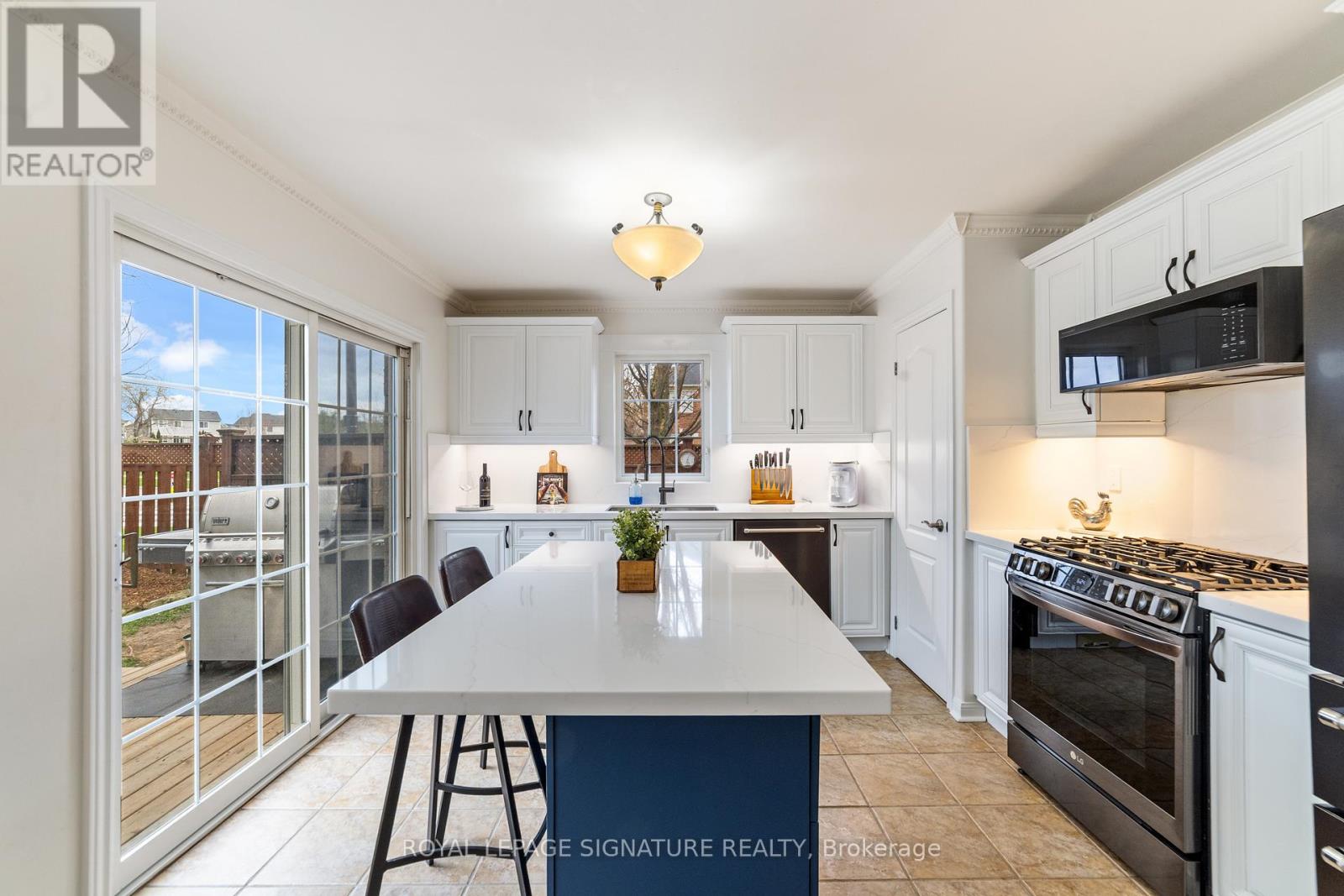 1667 DEMPSEY CRESCENT - 13