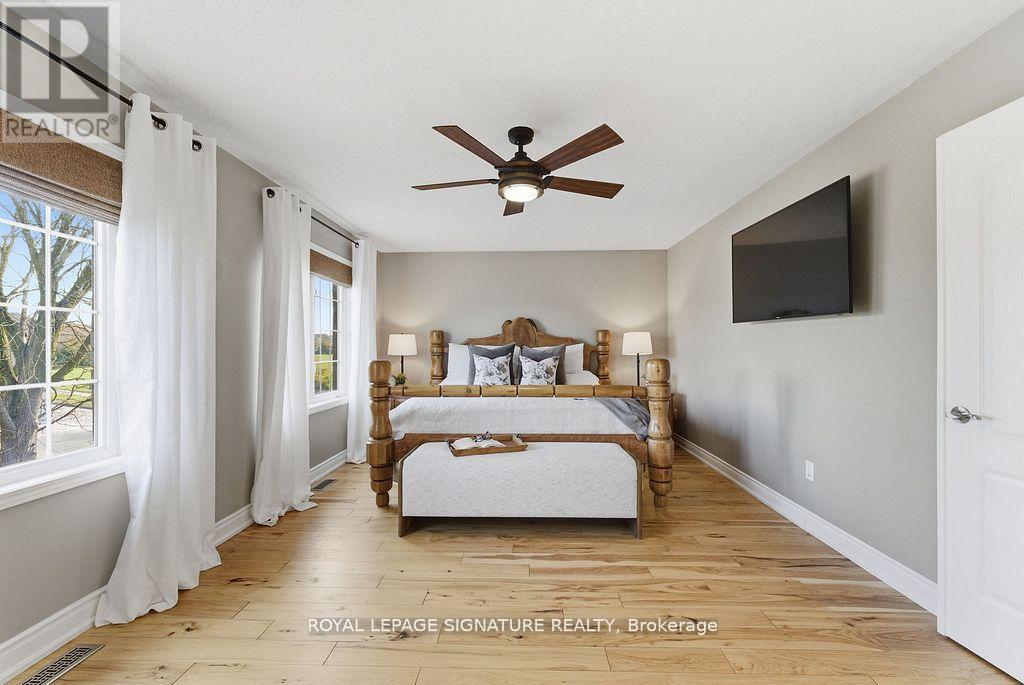 1667 DEMPSEY CRESCENT - 22
