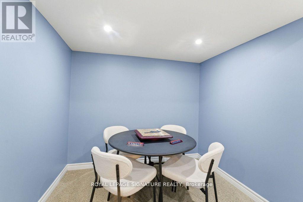 1667 DEMPSEY CRESCENT - 30