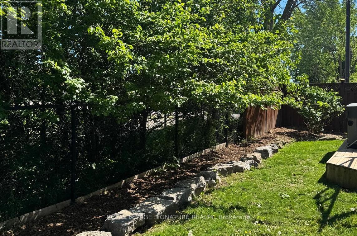1667 DEMPSEY CRESCENT - 39