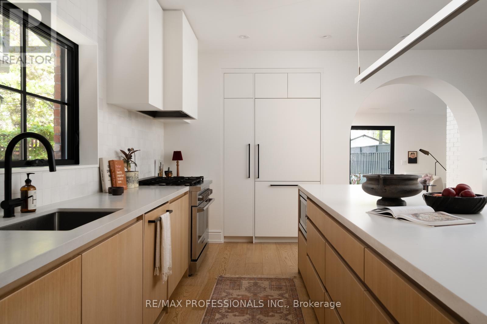 286 WRIGHT AVENUE - 9
