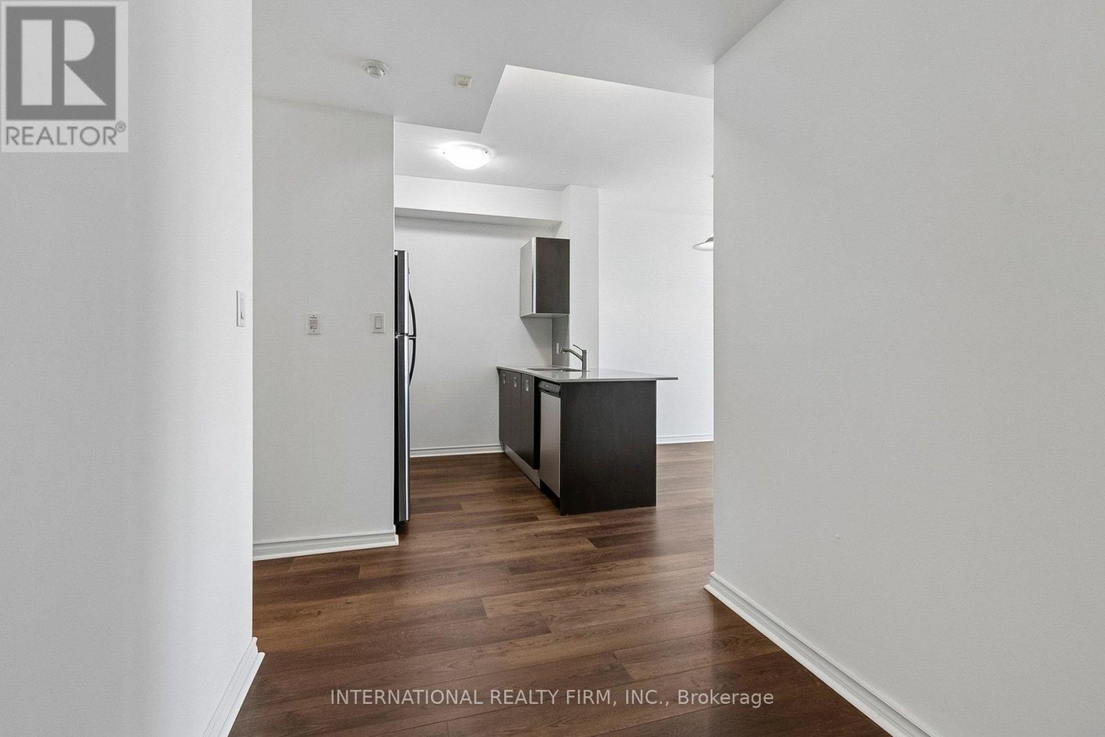 #1011 3391 BLOOR STREET W - 30