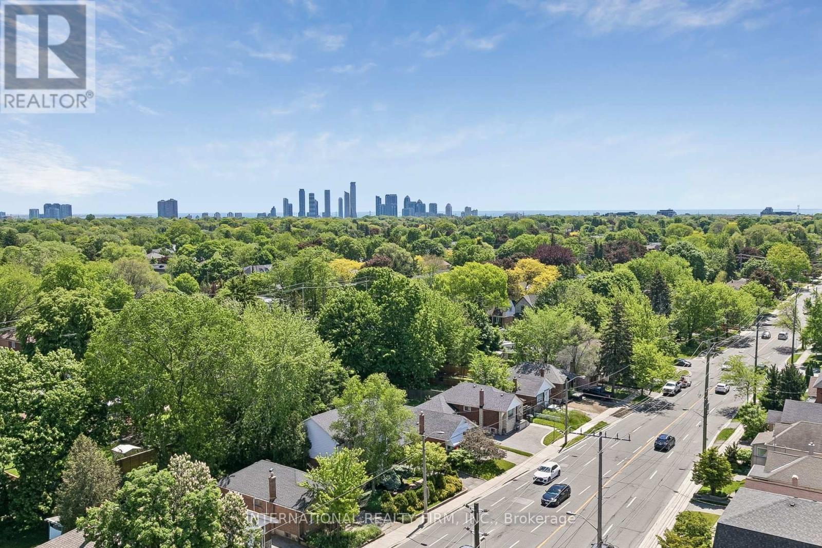 #1011 3391 BLOOR STREET W - 35