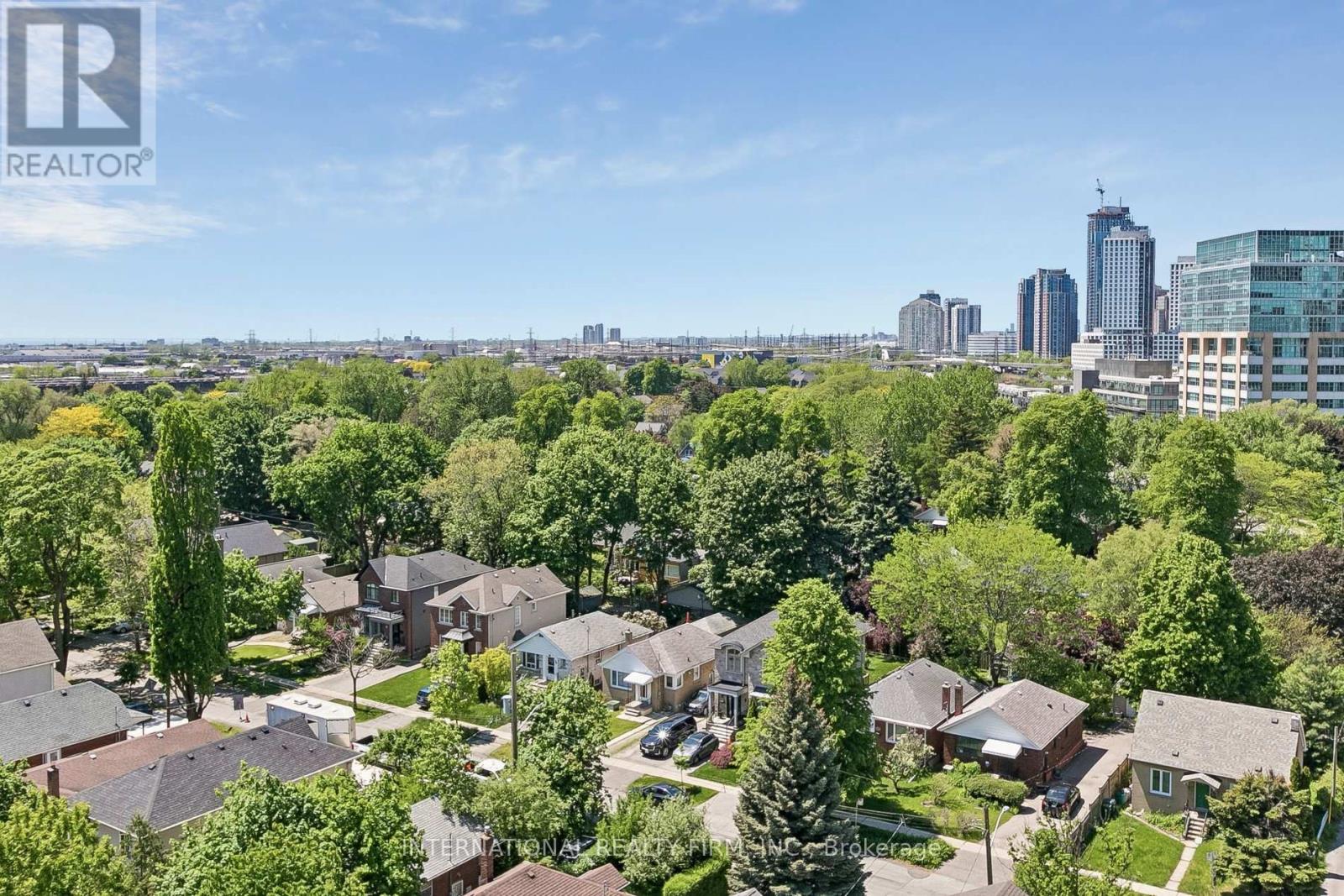 #1011 3391 BLOOR STREET W - 36