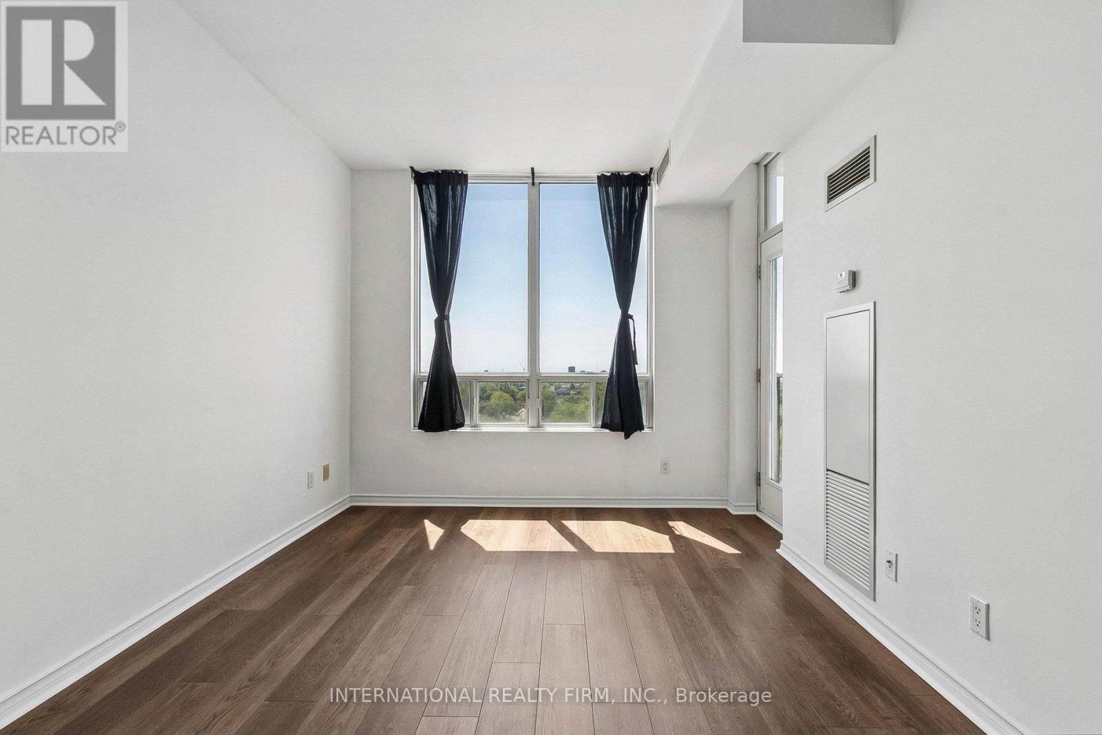 #1011 3391 BLOOR STREET W - 9