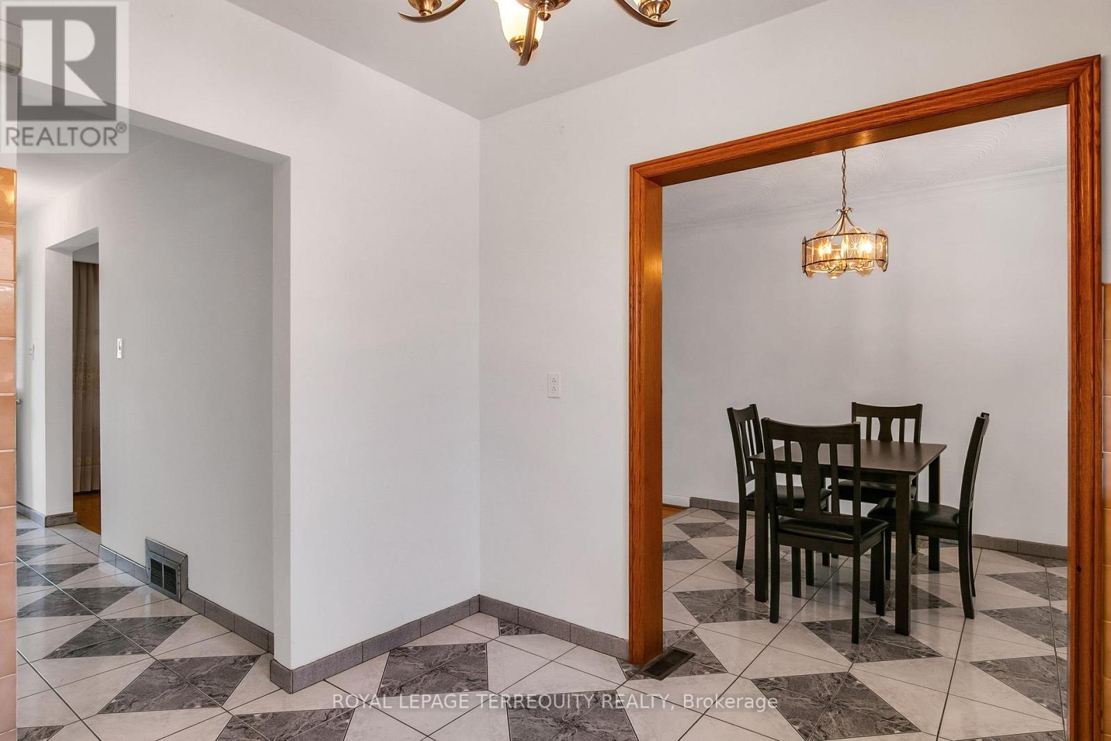 57 CALICO DRIVE - 22