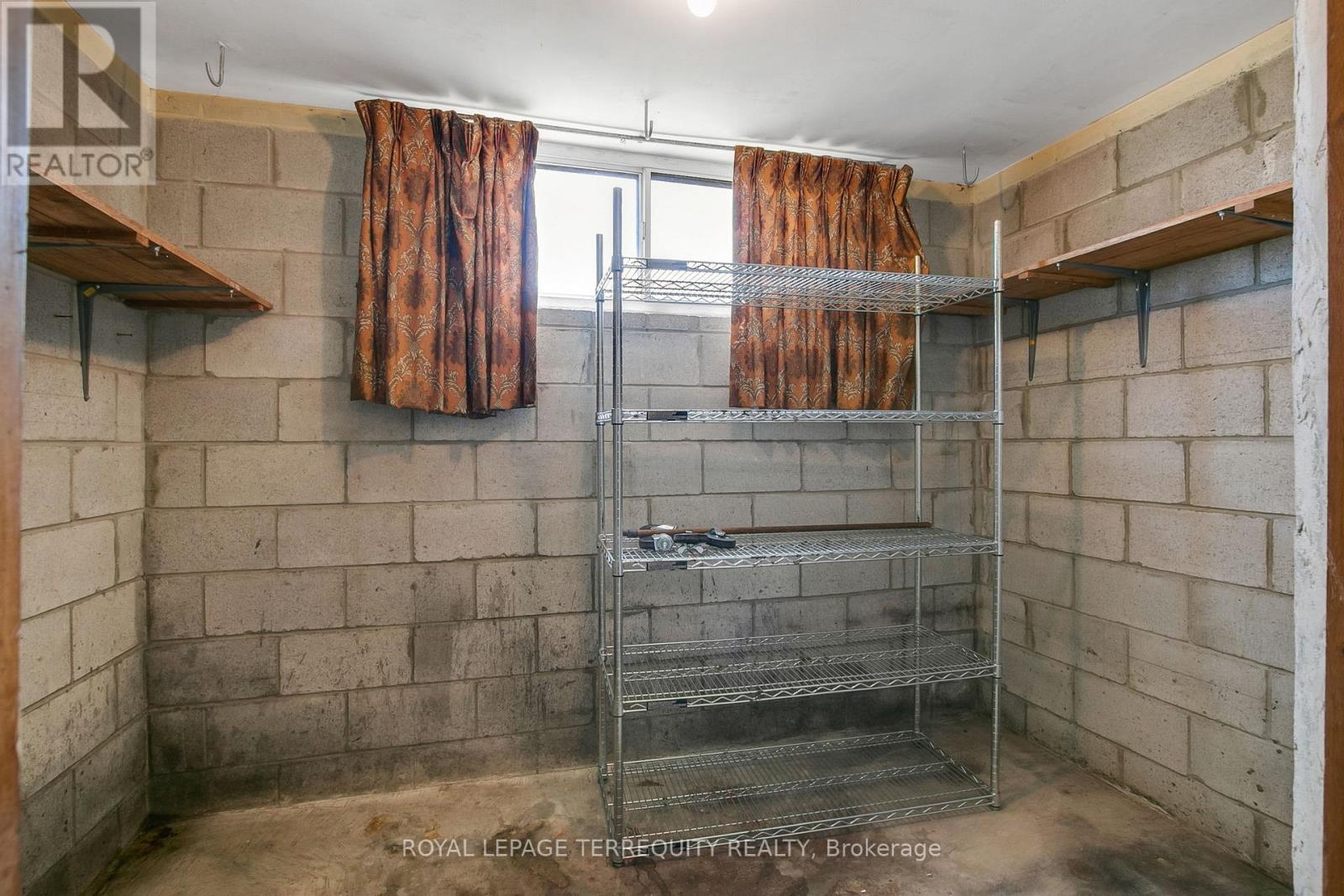 57 CALICO DRIVE - 44