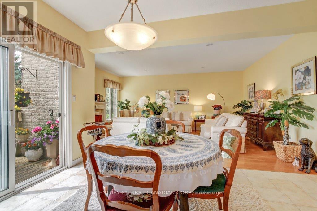 941 BARCLAY ROAD - 10