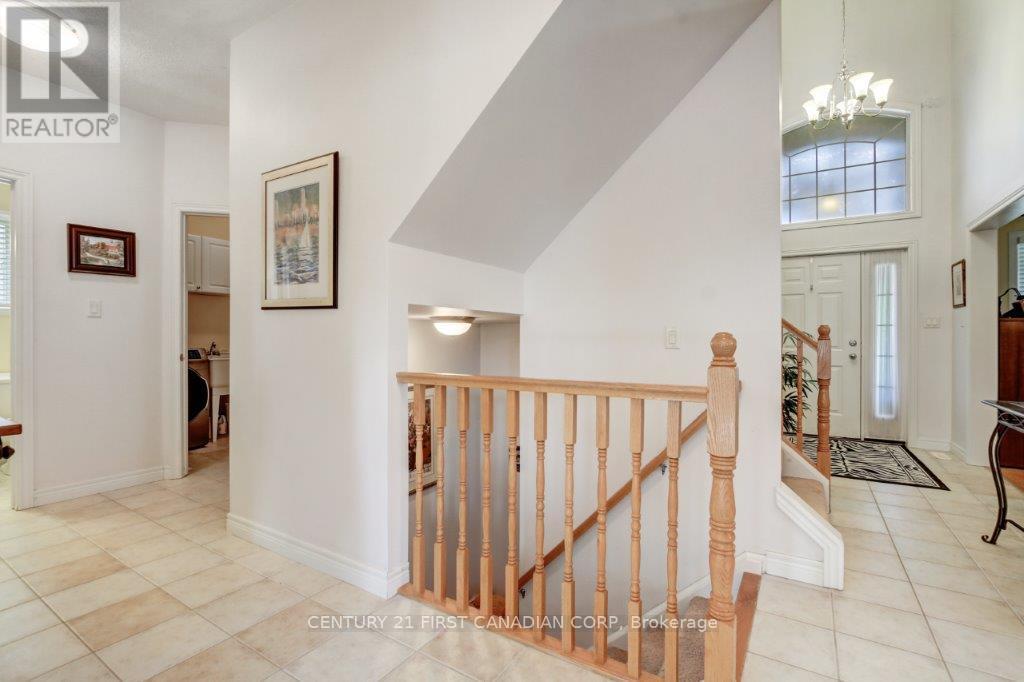 941 BARCLAY ROAD - 15