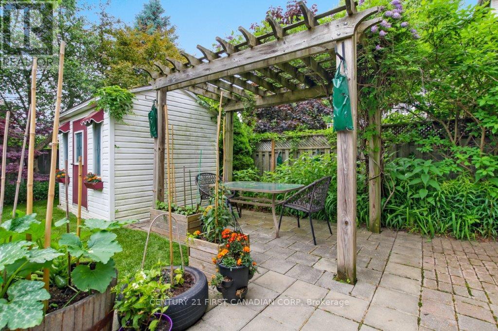 941 BARCLAY ROAD - 37