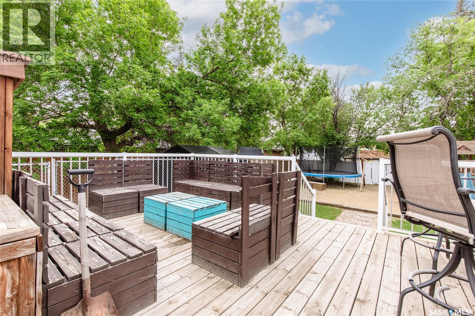 48 Aster CRESCENT - 49