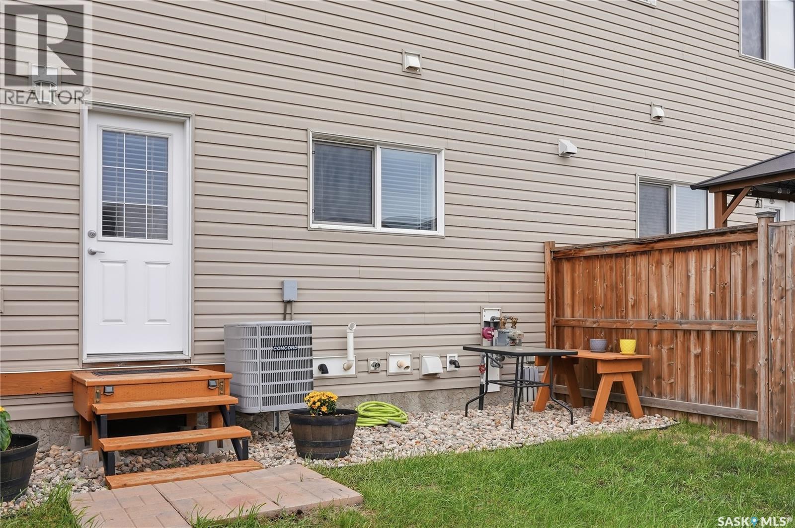 #4031 Centennial DRIVE - 50