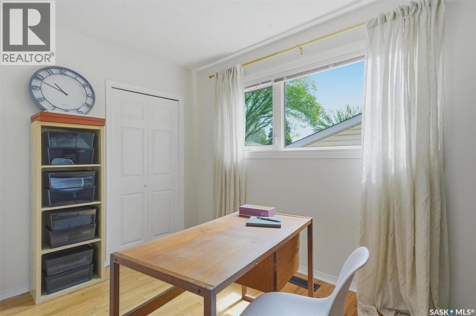52 Potter CRESCENT - 18