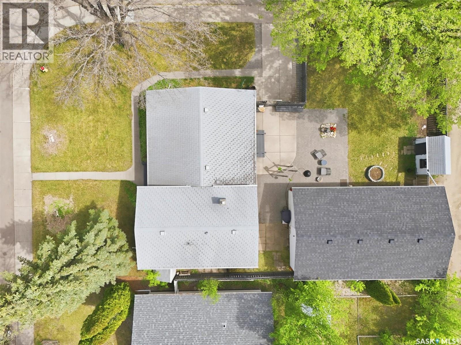 52 Potter CRESCENT - 49