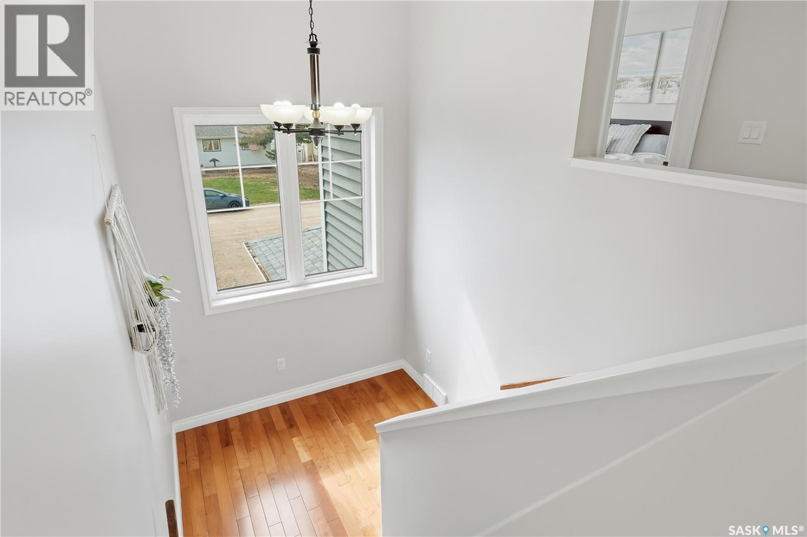 #A-B 141 Queen STREET - 17