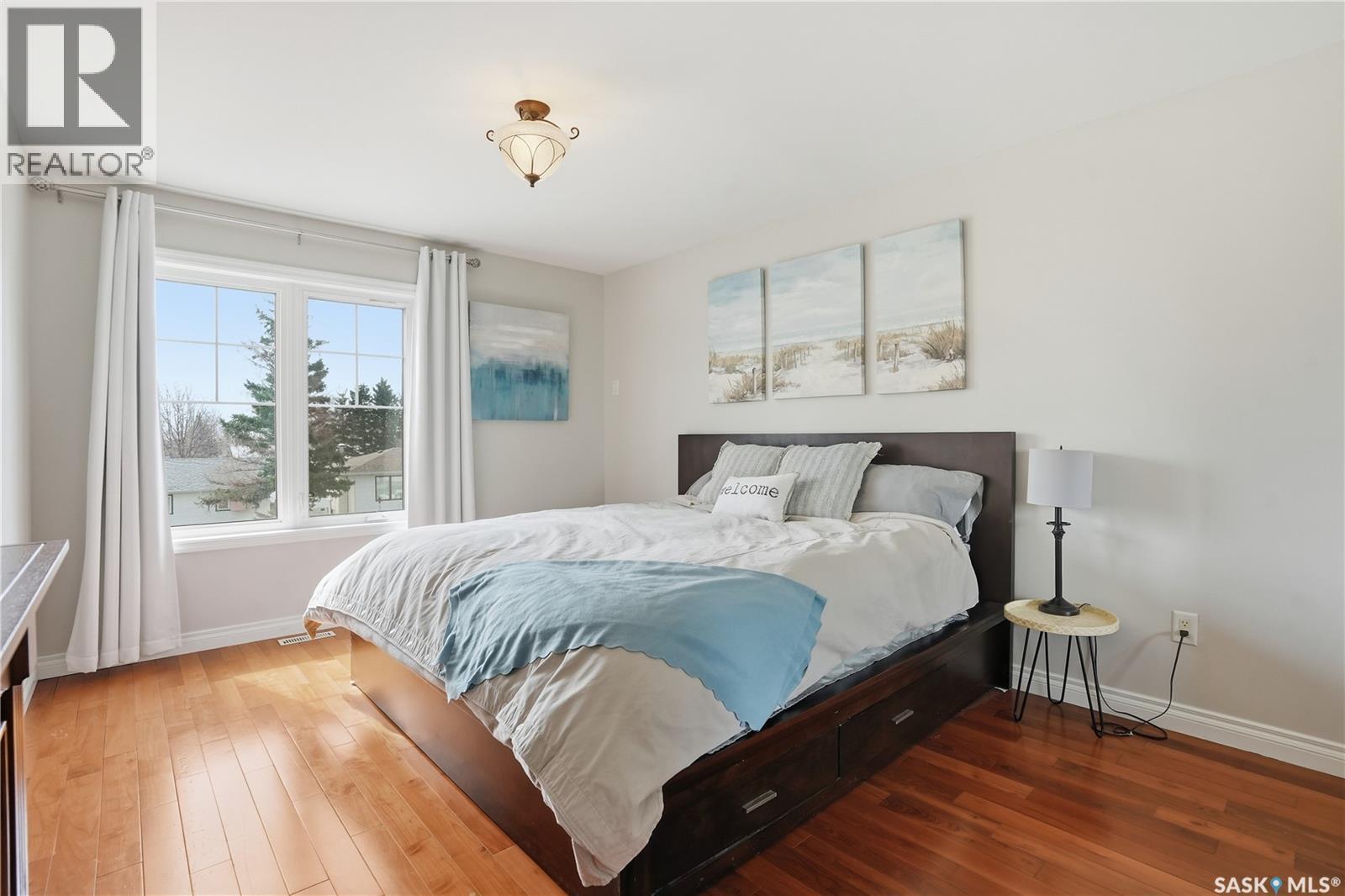 #A-B 141 Queen STREET - 18