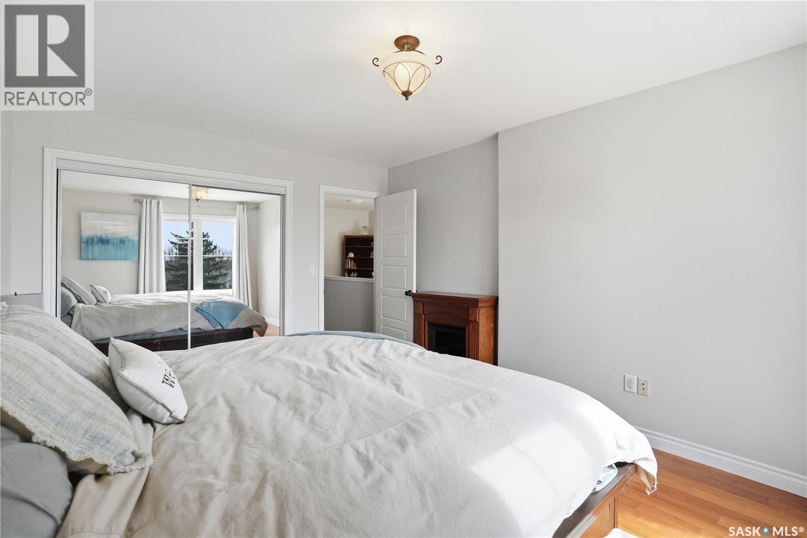 #A-B 141 Queen STREET - 19