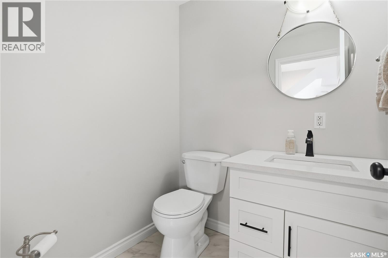 #A-B 141 Queen STREET - 26