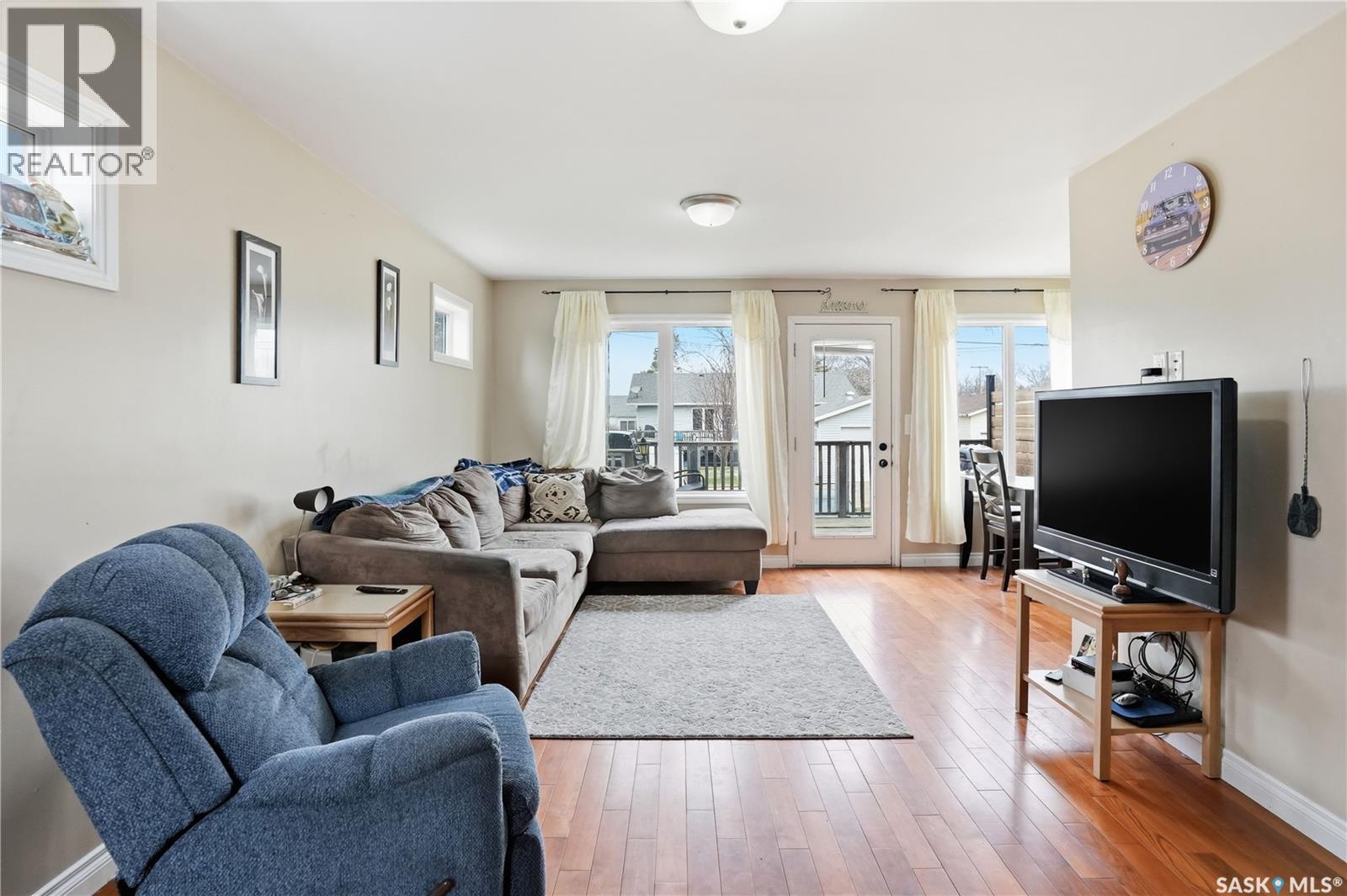 #A-B 141 Queen STREET - 46
