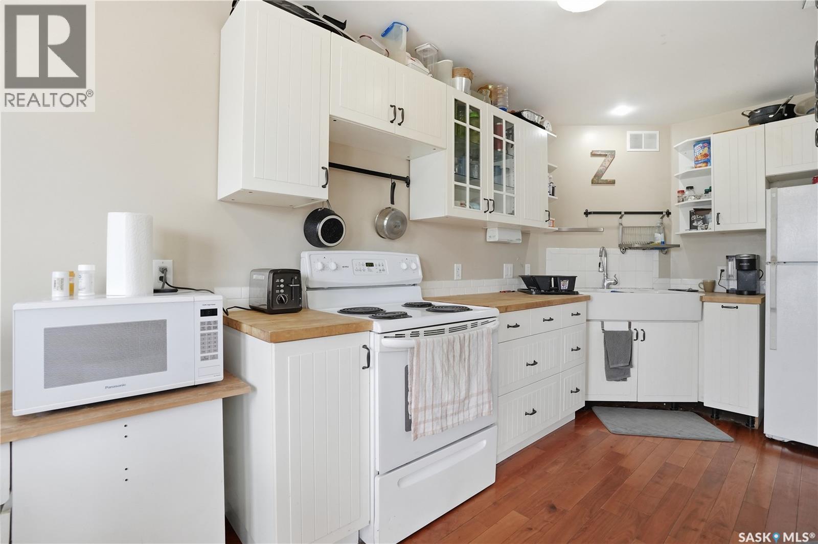 #A-B 141 Queen STREET - 49