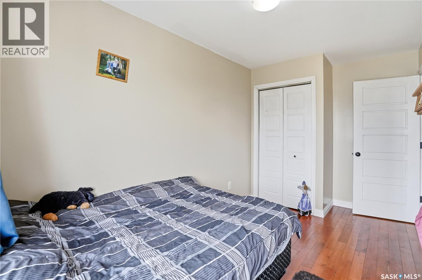 #A-B 141 Queen STREET - 62