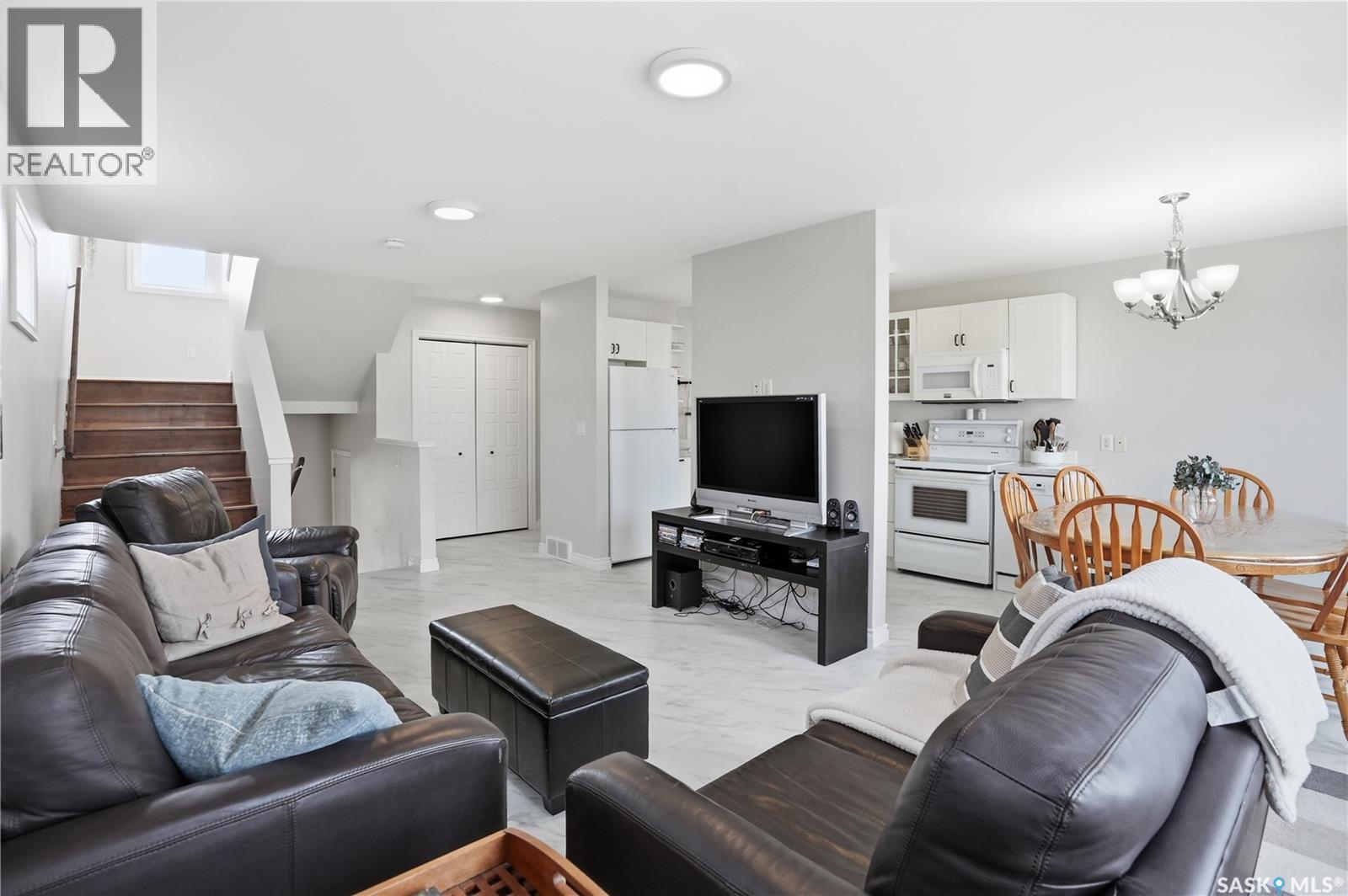 #A-B 141 Queen STREET - 7