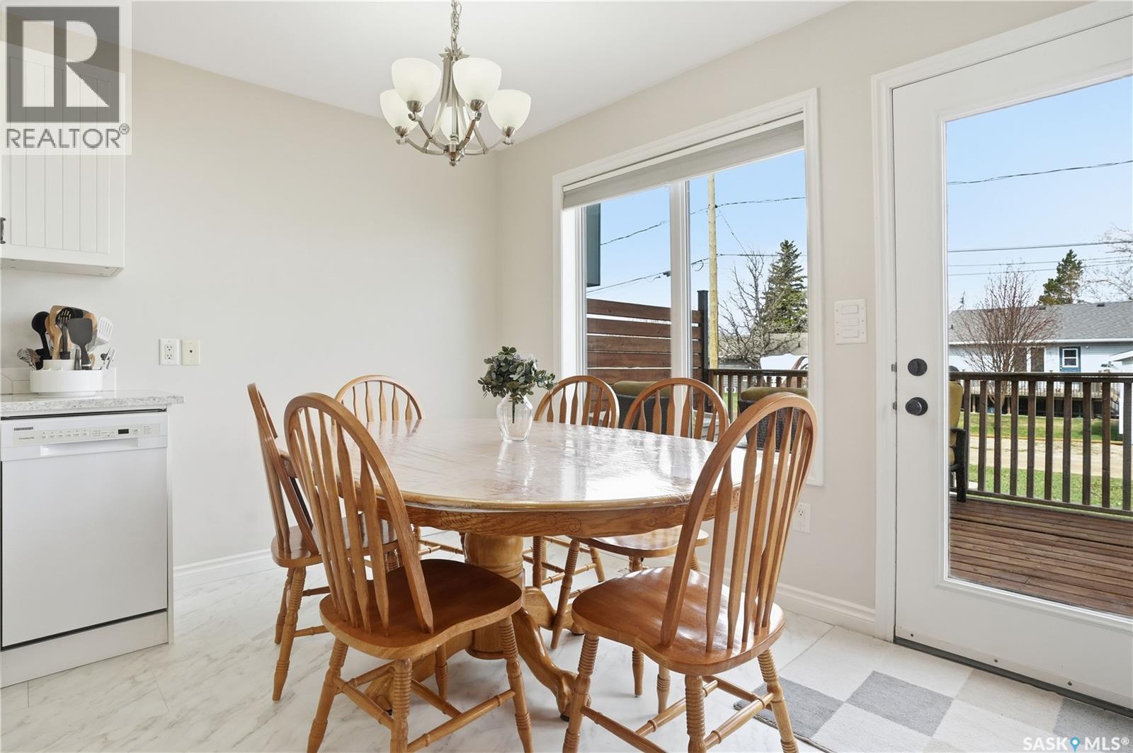 #A-B 141 Queen STREET - 8