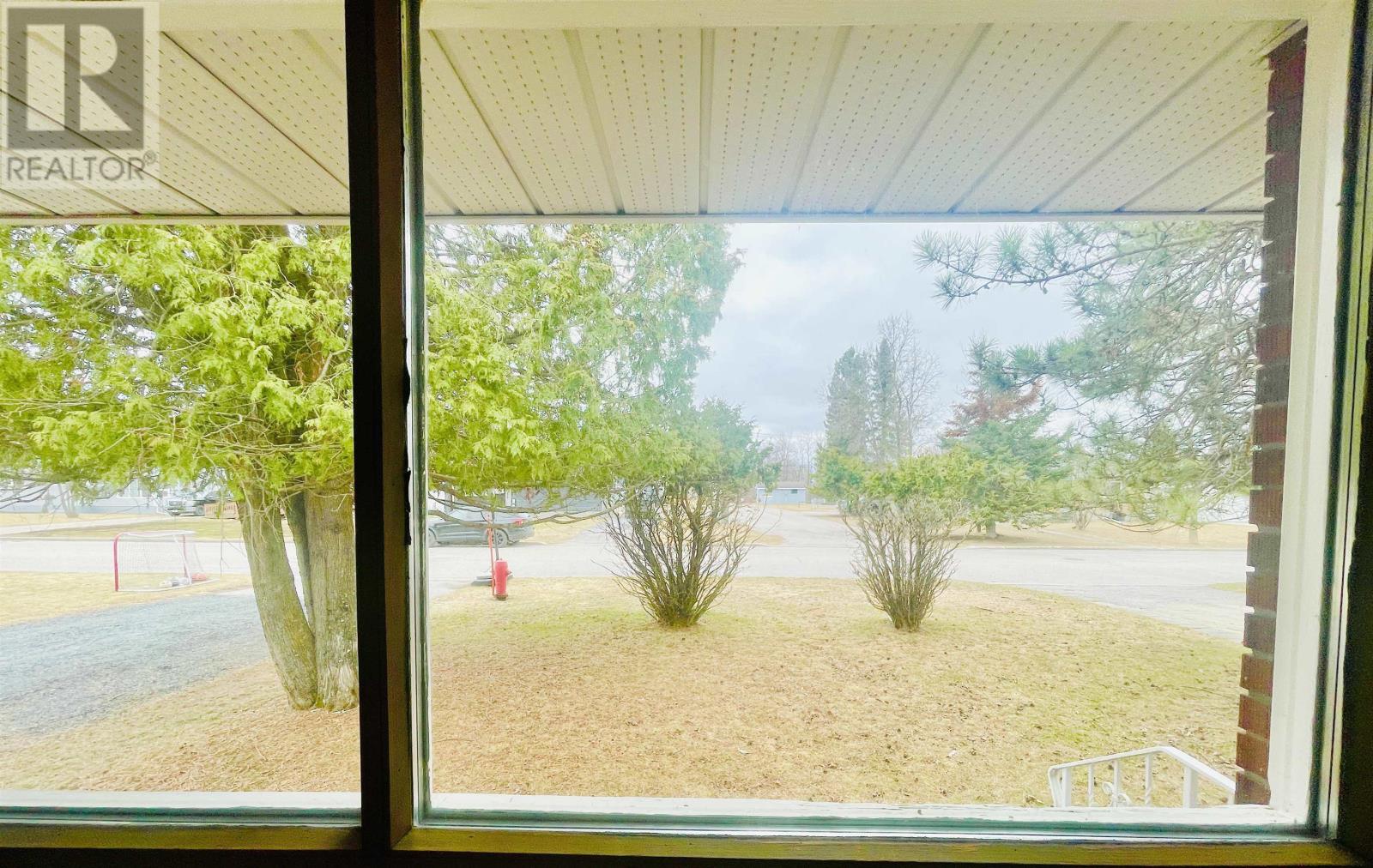 45 Dingwall PKWY - 14