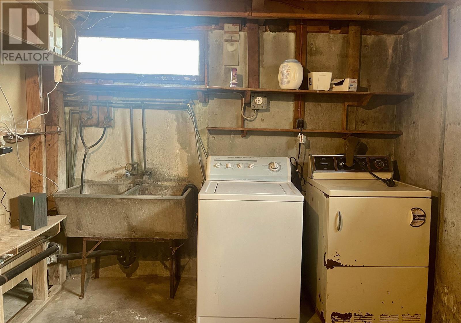 45 Dingwall PKWY - 23