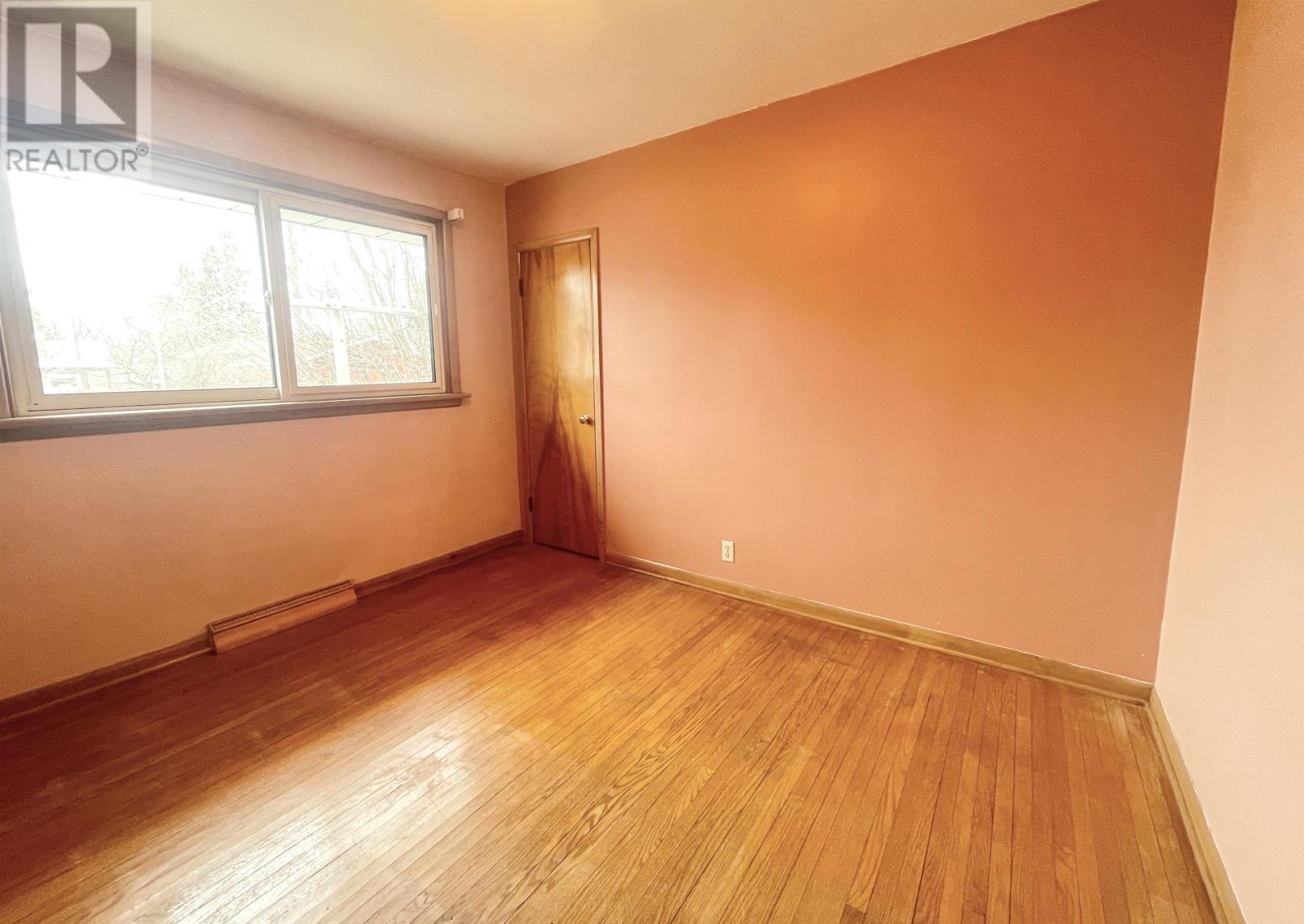 45 Dingwall PKWY - 21