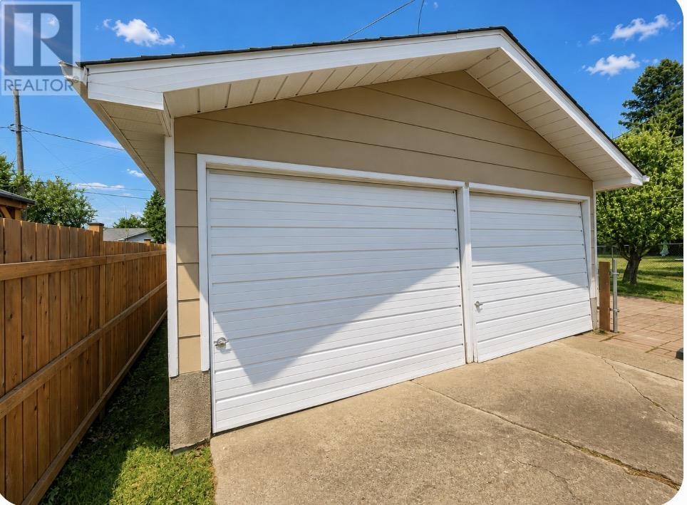 45 Dingwall PKWY - 28