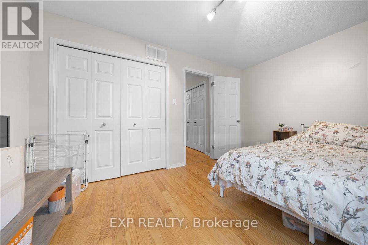 2 Bed, 2 Bath House for Rent in Ottawa – 77 STRATHAVEN PRIVATE, Ottawa – MLS# X13223020 - Image 21