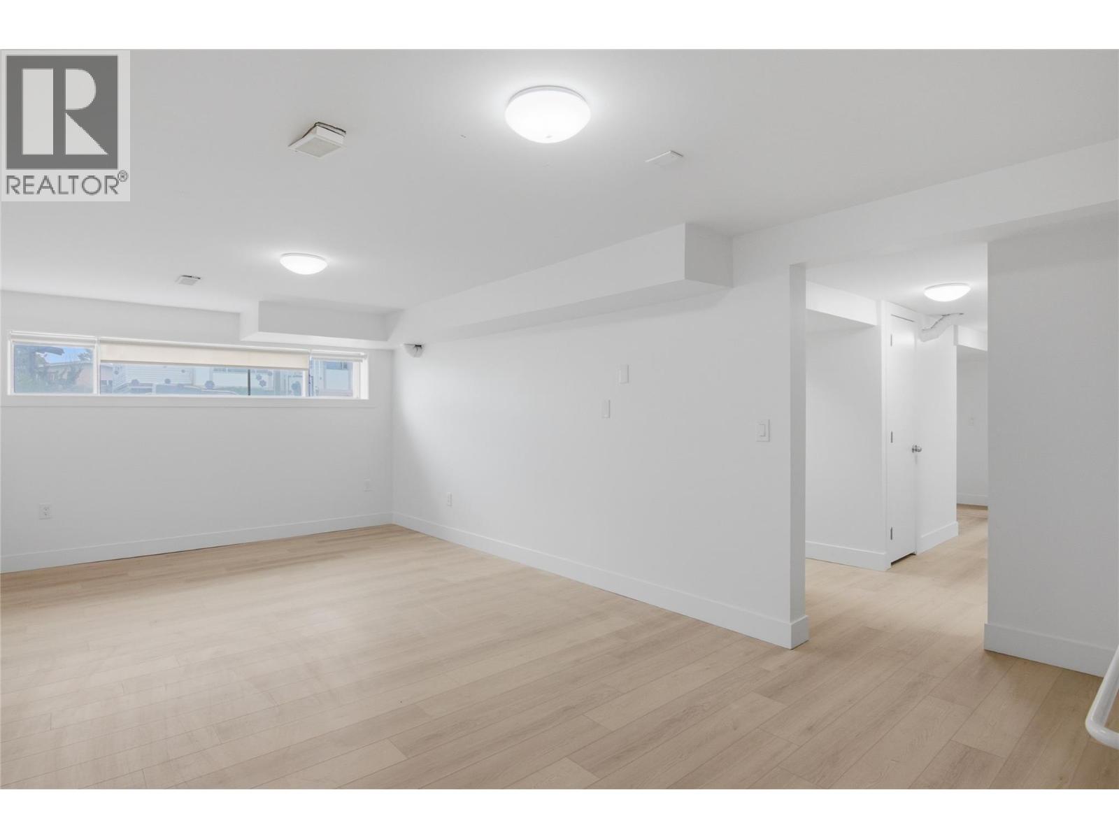 649 Brentwood Avenue - 33
