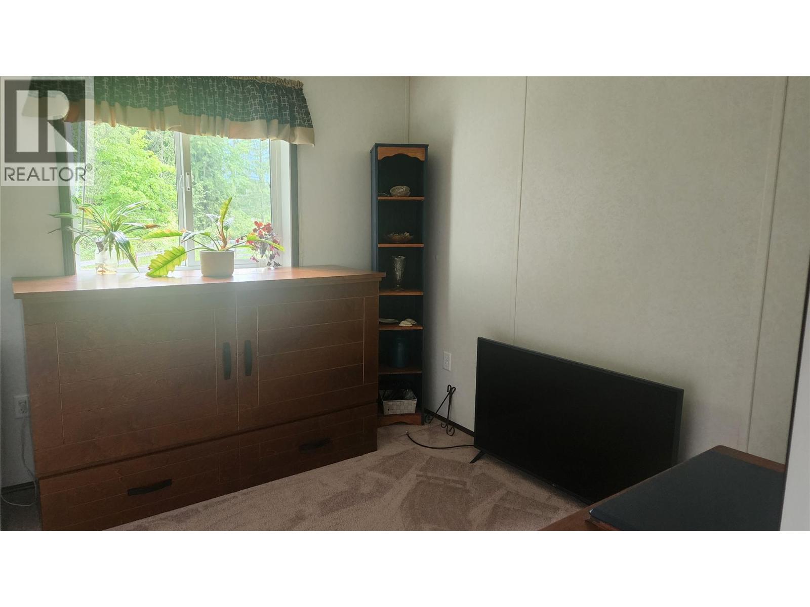 3015 6 Highway - 15