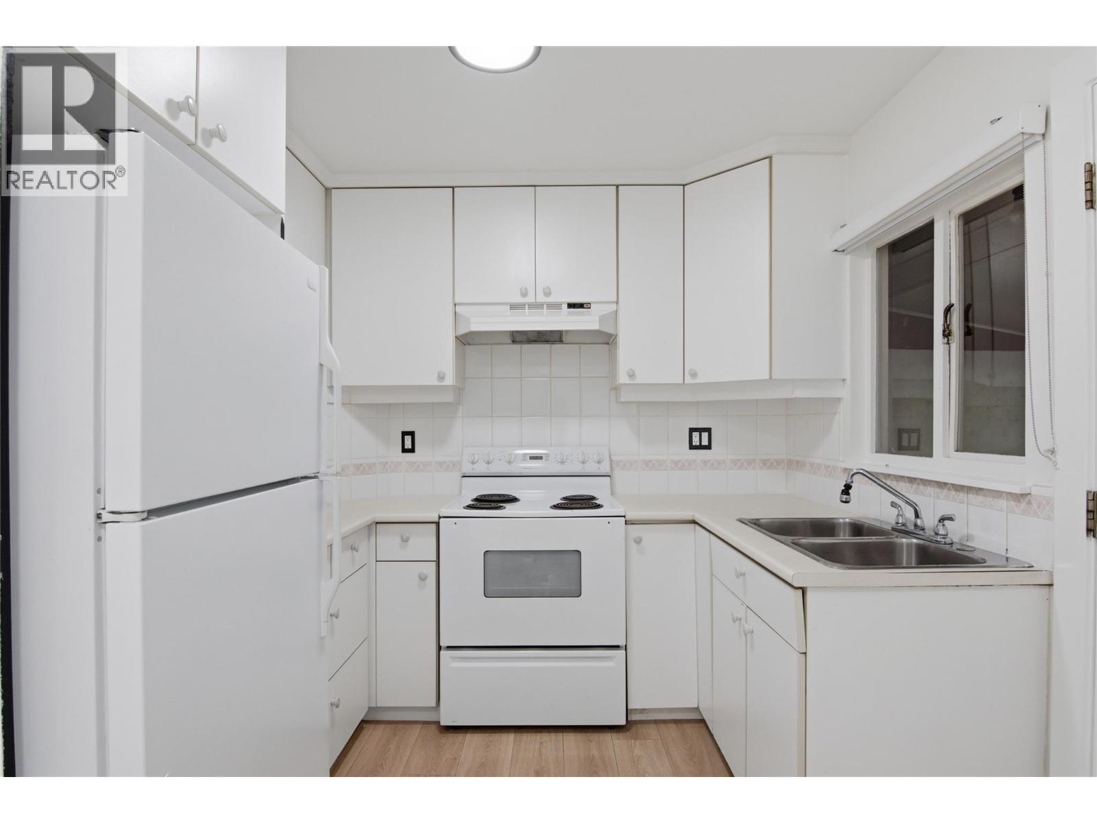 649 Brentwood Avenue - 22