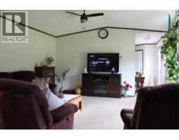 Primary Bedroom - 3015 6 Highway, Nakusp, BC V0G1R1 Photo 7