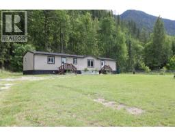 3015 6 Highway, Nakusp, BC V0G1R1 Photo 28