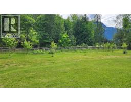 3015 6 Highway, Nakusp, BC V0G1R1 Photo 35