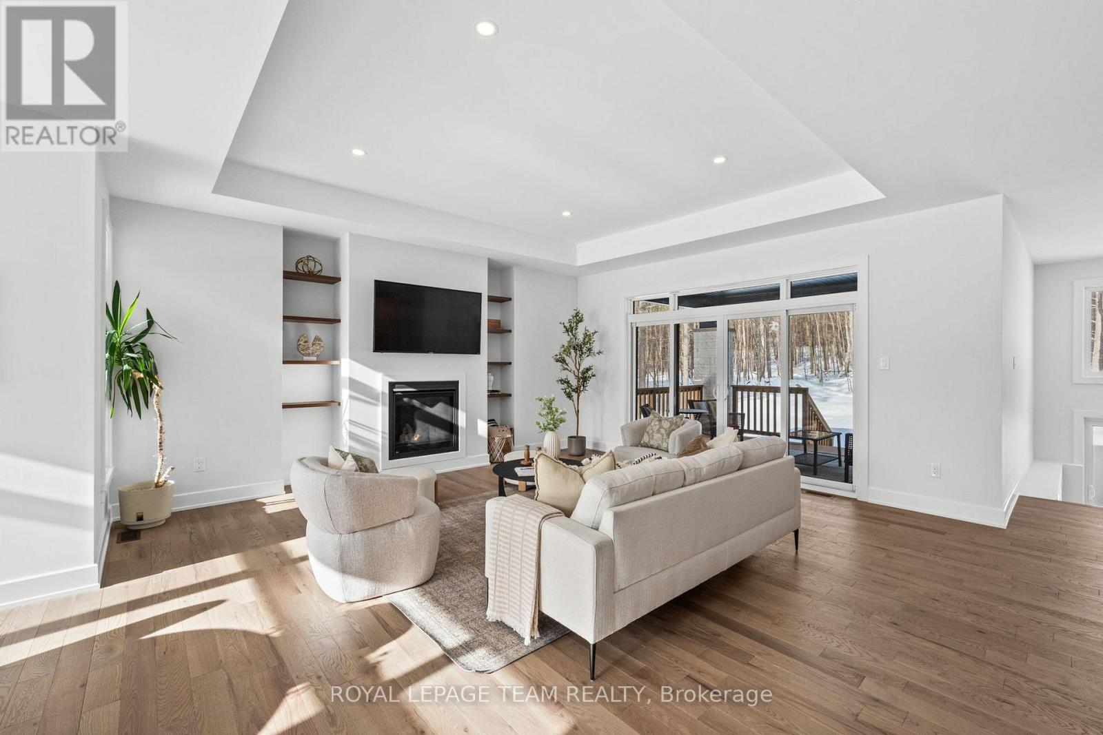 190 RAYMOND LUHTA CRESCENT - 12