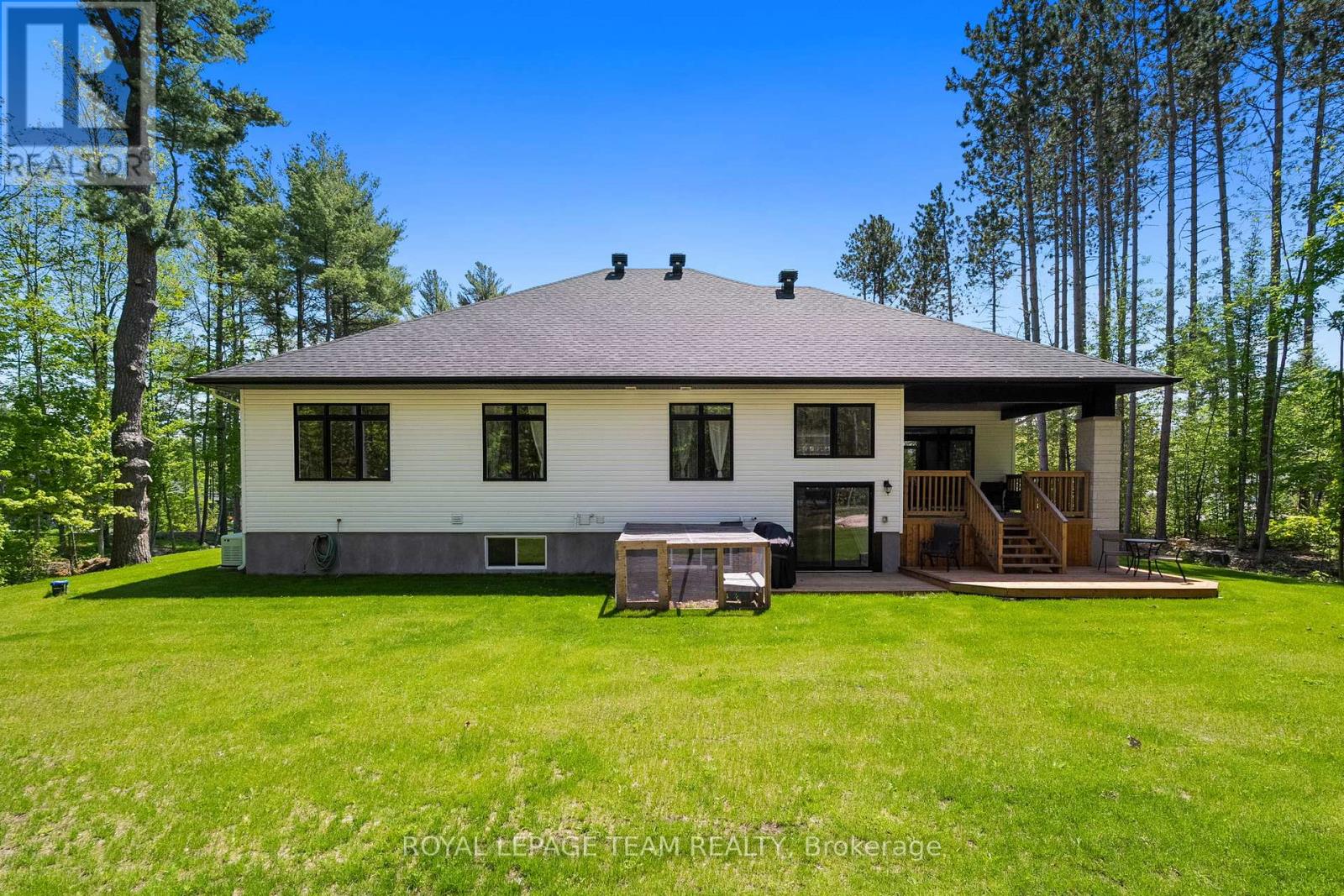 190 RAYMOND LUHTA CRESCENT - 35