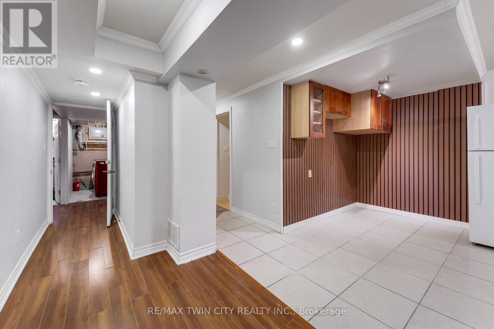 88 DUMBARTON STREET - 27