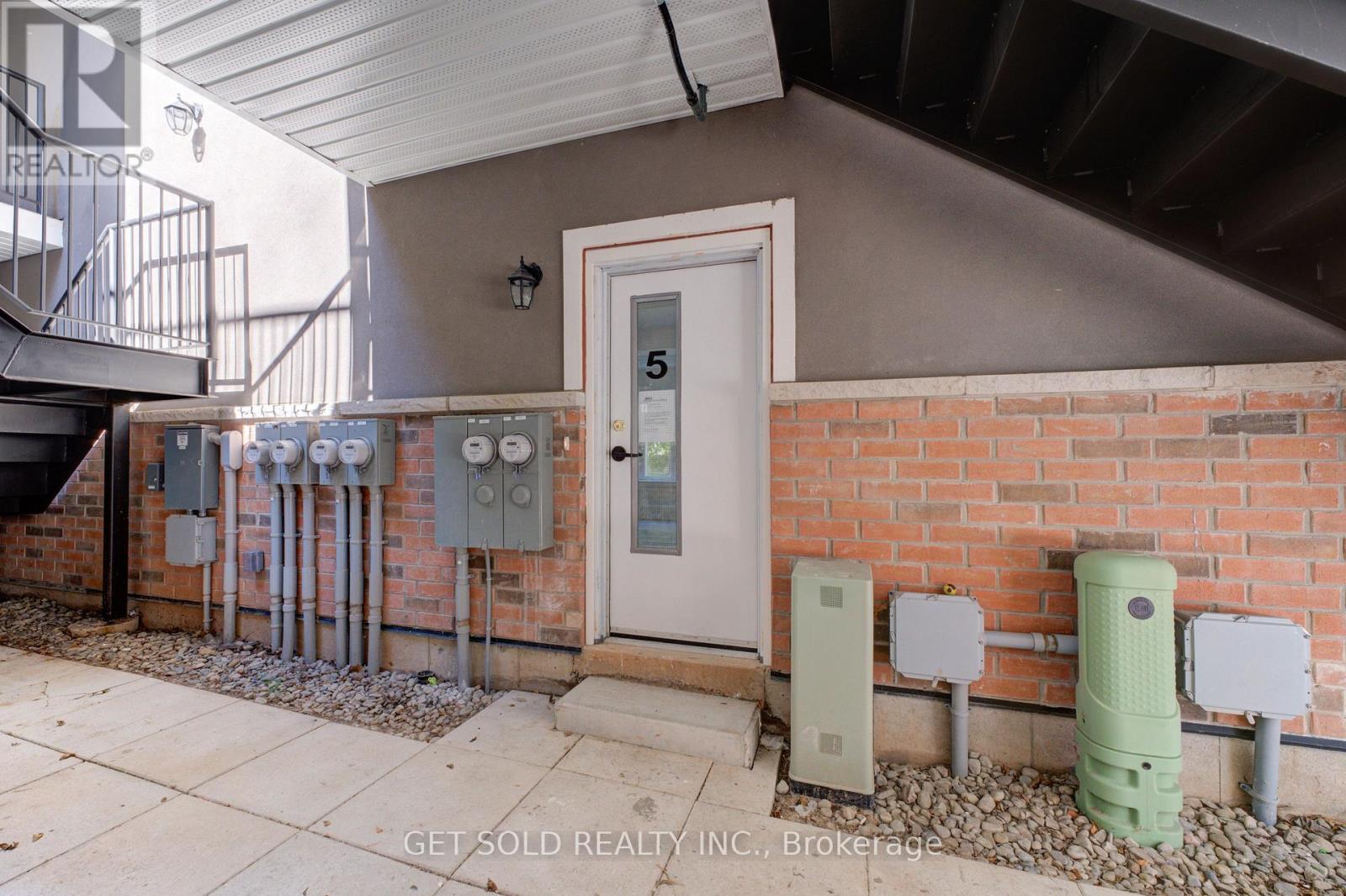 #5 6701 THOROLD STONE ROAD - 27