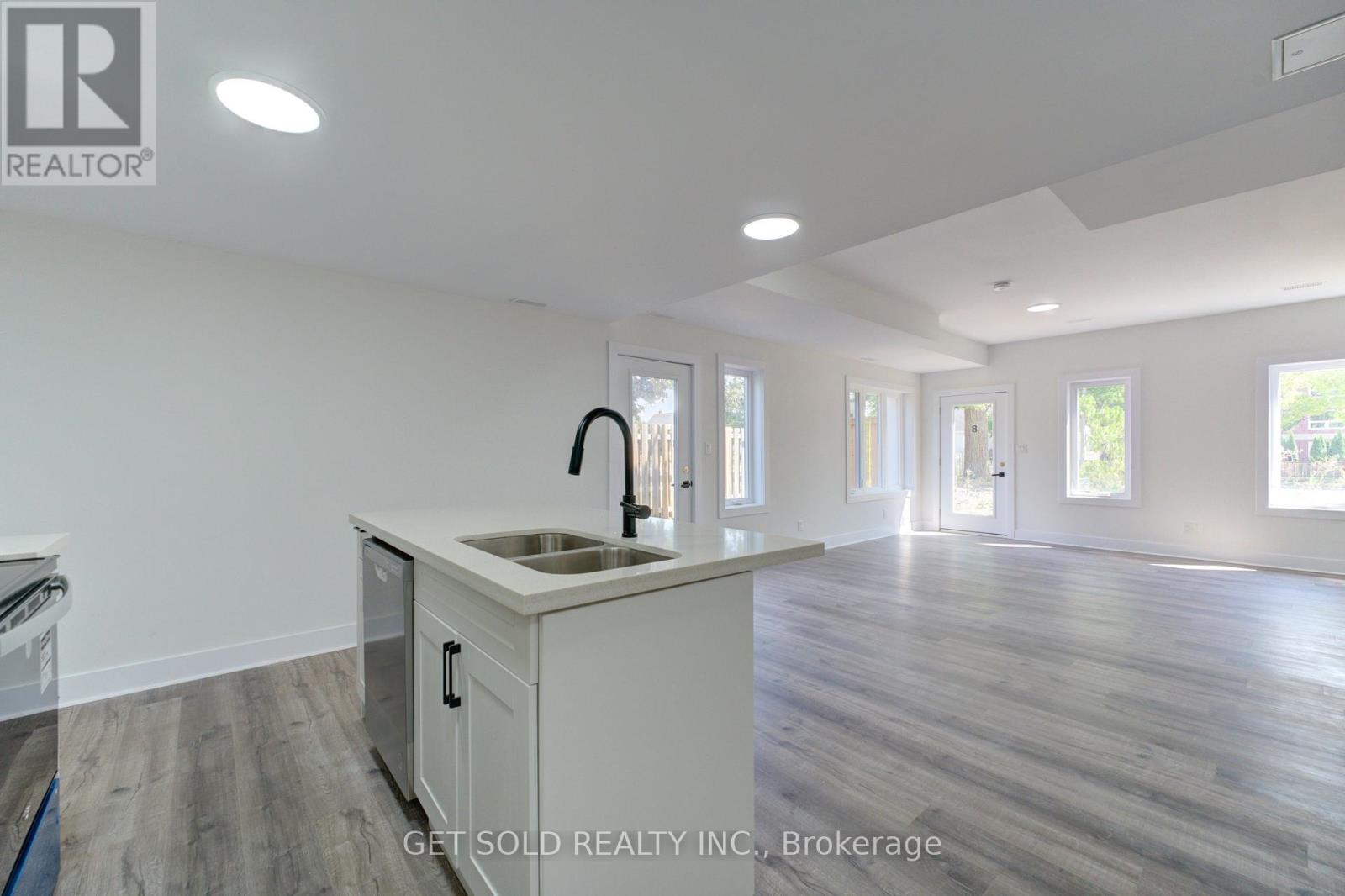 #8 6701 THOROLD STONE ROAD - 7