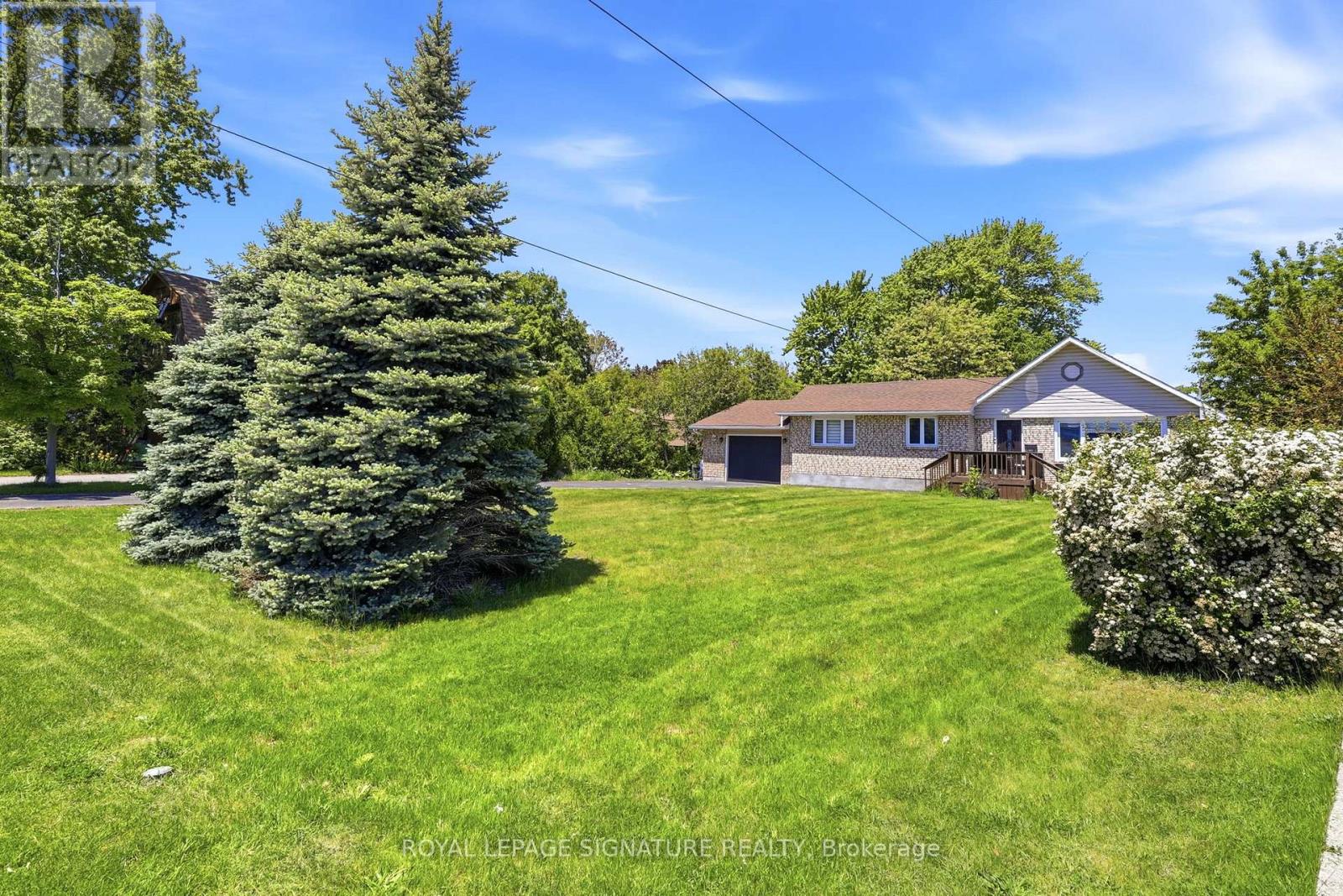 1114 LAKESHORE ROAD - 3
