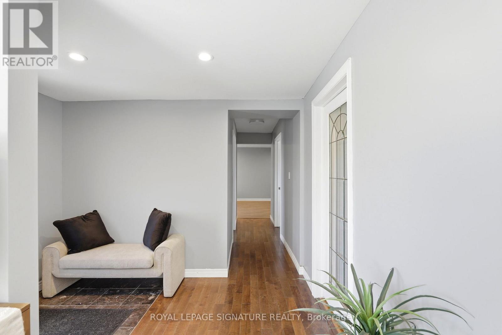 1114 LAKESHORE ROAD - 8