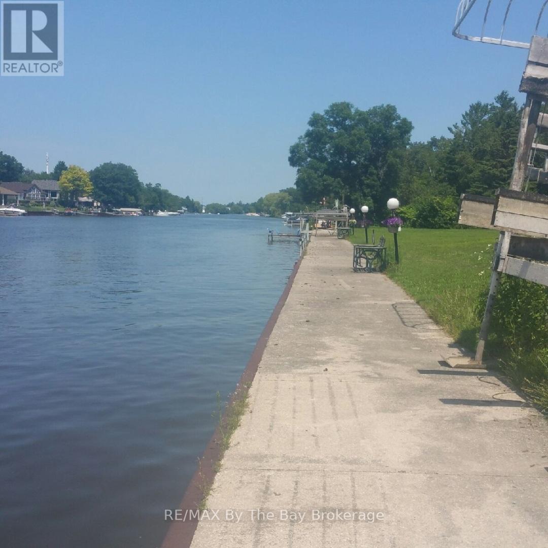 10 EDGEWATER ROAD - 4