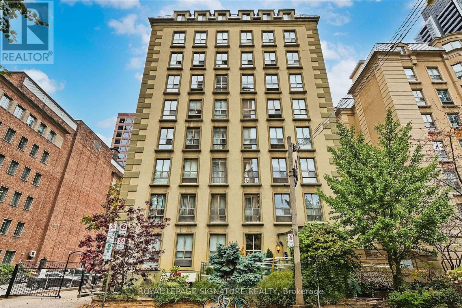 Listing photo of 502 - 80 CHARLES STREET E