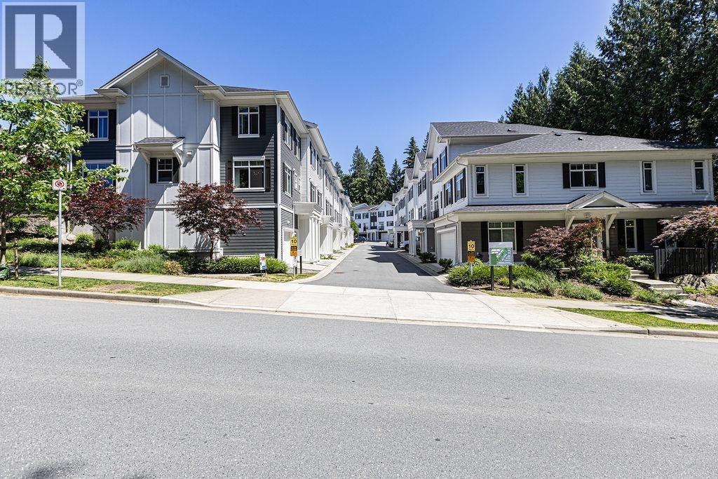 124 1225 MITCHELL STREET — photo 2