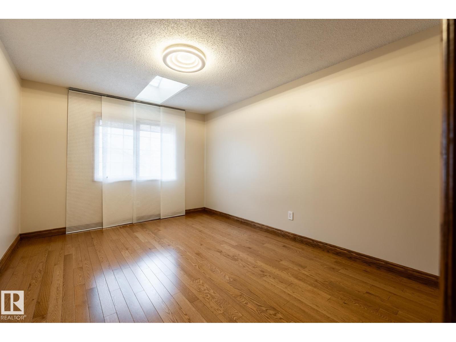 4632 151 ST NW - 55